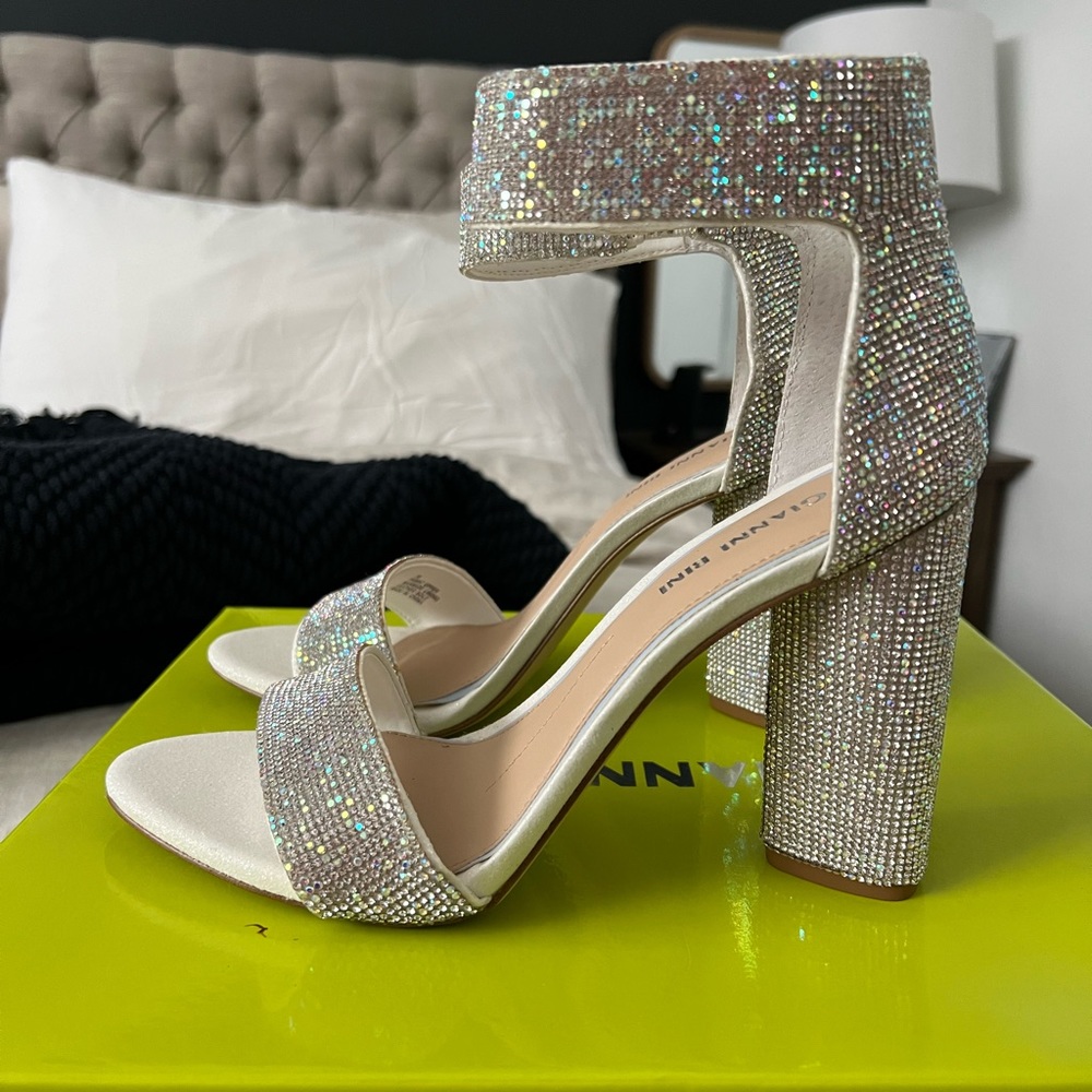 Gianni Bini Ronilynn